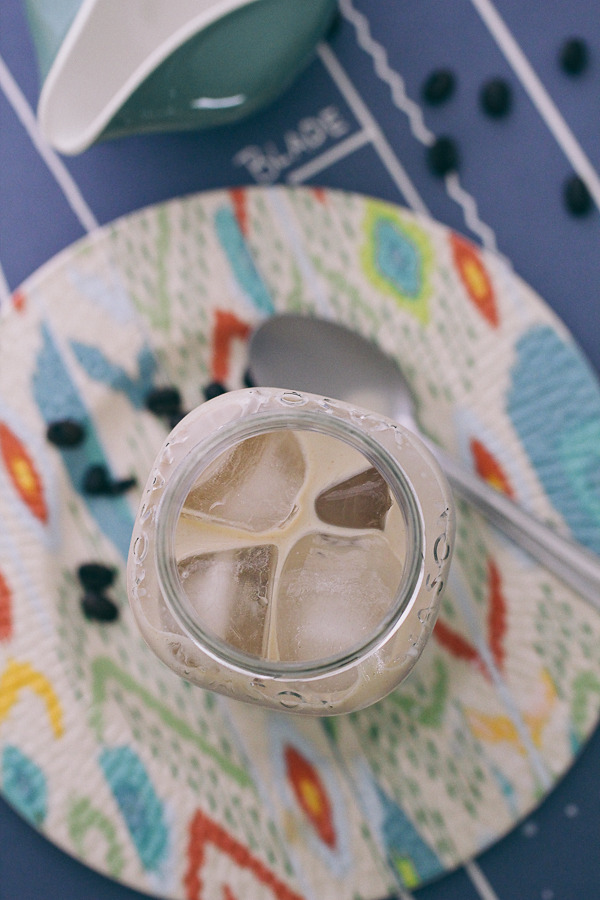 Homemade Iced Vanilla Latte | Yea Yea Pueblo